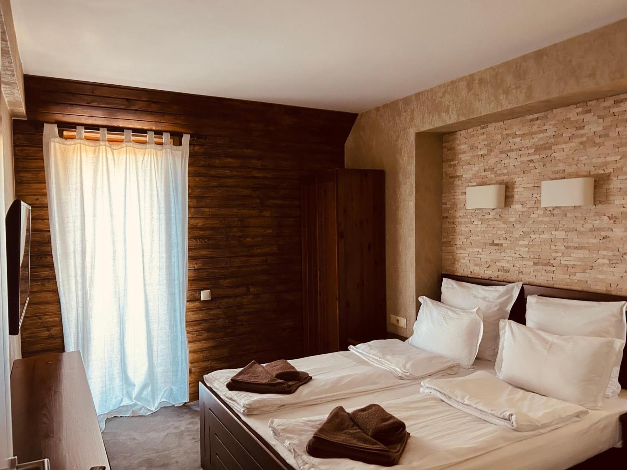 Villa Ema Panichishte Ngoại thất bức ảnh